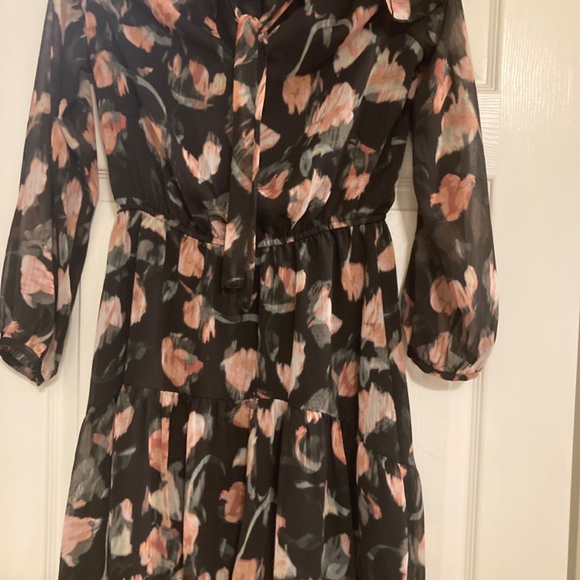 High Low Cold Shoulder Dress - Picture 2 of 3